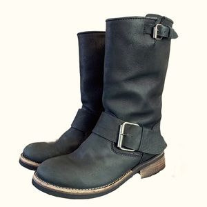 Steve Madden Leather boots size 8